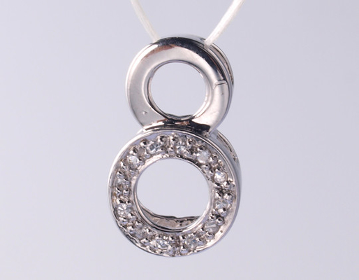 الدائرة المجوفة اللامتناهية 1.25mm/1.5mm المسلسل الهندسي 925 Sterling Silver Zircon Pendant مع ليزر أو شعار محفور