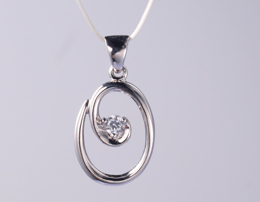 الدائرة المجوفة اللامتناهية 1.25mm/1.5mm المسلسل الهندسي 925 Sterling Silver Zircon Pendant مع ليزر أو شعار محفور
